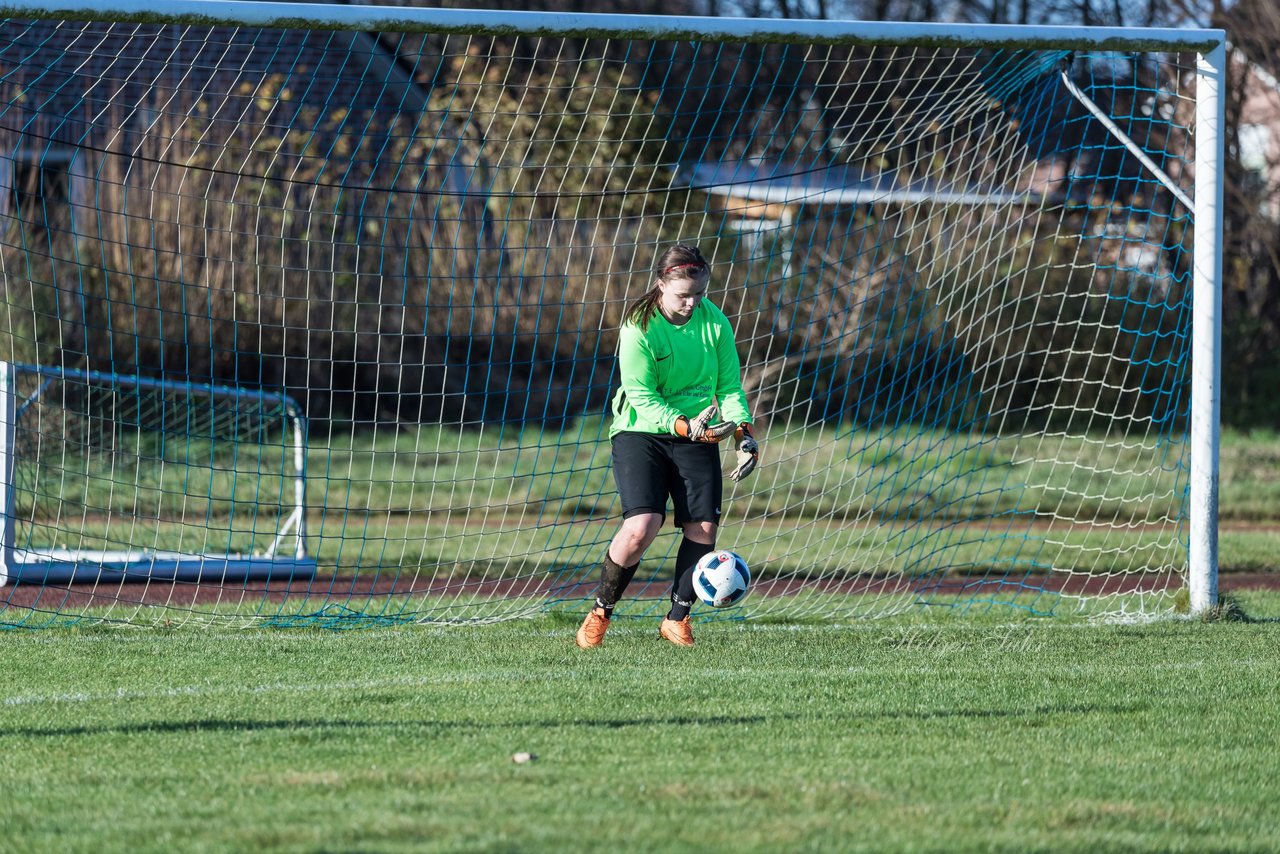 Bild 211 - B-Juniorinnen MSG Steinhorst Krummesse - SV Frisia 03 Risum Lindholm : Ergebnis: 0:5